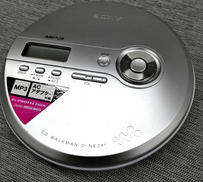 ポータブルCDプレーヤー|SONY