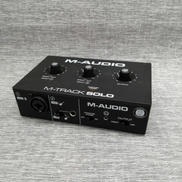 オーディオインターフェイス|M-AUDIO