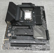 マザーボード|MSI