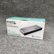 ドッキングステーション|PLUGABLE