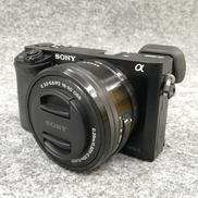 ミラーレス一眼 ダブルズームレンズキット|SONY