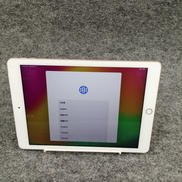 【ジャンク】iPad 第六世代|APPLE