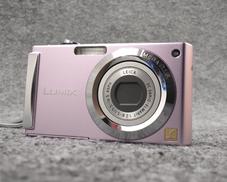 デジタルカメラ|PANASONIC