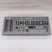 シンセサイザー|ROLAND