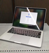 MACBOOK PRO|APPLE