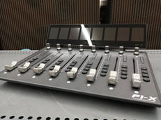 フィジカルコントローラ|ICON