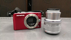 ミラーレス一眼|OLYMPUS