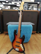 エレキベース|FENDER