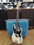 エレキベース|FENDER
