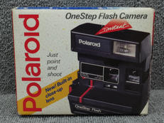 インスタントカメラ|POLAROID