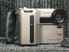 MINI DVカメラ|KYOCERA
