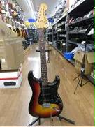 ストラトキャスタータイプ|SQUIER