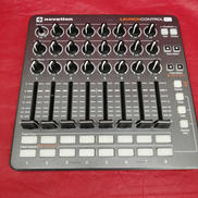 MIDIコントローラー|NOVATION