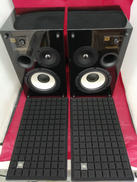 スピーカー|JBL