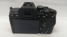 ミラーレス一眼ボディ|SONY