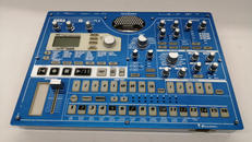 シーケンサー|KORG