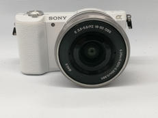 ミラーレス一眼|SONY