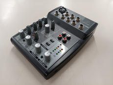 ミキサー|BEHRINGER