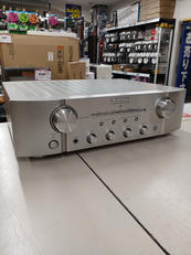 プリメインアンプ|MARANTZ