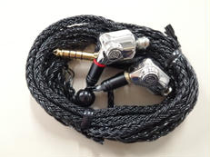 イヤホン|CAMPFIRE AUDIO