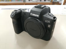 ミラーレス一眼|CANON