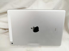 IPAD|APPLE/DOCOMO
