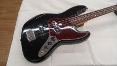 ベースギター・ジャズベースタイプ|FENDER USA