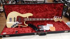 ベースギター・ジャズベースタイプ|FENDER CUSTOMSHOP