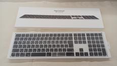 MAGIC KEYBOARD|APPLE