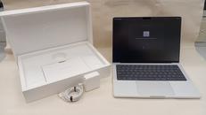 M4 MacBook Pro|APPLE