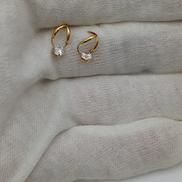 石付ピアス|選択不可