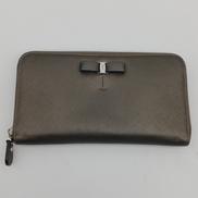 リボンデザイン ラウンドジップウォレット|FERRAGAMO