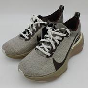 ZOOMS|NIKE