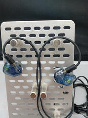 イヤホン|MAESTRAUDIO