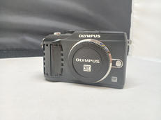 ミラーレス一眼|OLYMPUS