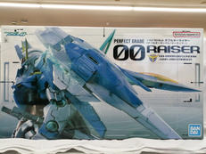 PG ダブルオーライザー|BANDAI