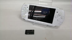 【激安】 PSP本体 ＋ ソフト多数♫ PSP3000本体、付属品、UMDソフト多数 - メルカリ