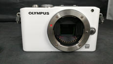 デジタルミラーレス一眼カメラ|OLYMPUS