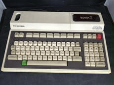 パソコン|TOSHIBA