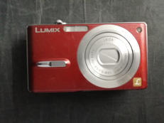 コンパクトデジタルカメラ|PANASONIC