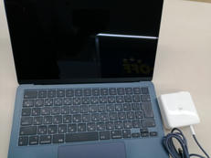 MACBOOK AIR|APPLE