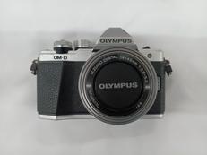 ミラーレス一眼|OLYMPUS