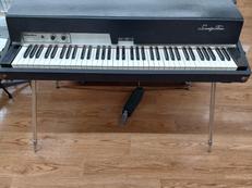 ピアノ|FENDER RHODES