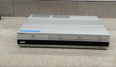 ポータブルブルーレイ・DVDプレーヤー|SONY