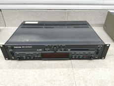 CDデッキ|TASCAM