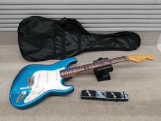 FENDER/STRATOCASTER|FENDER
