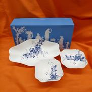 ストロベリーブルームインディゴ マルチディッシュ&スモールボ|WEDGWOOD