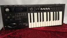 シンセサイザー|KORG