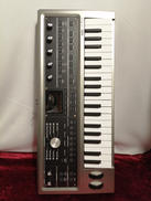 シンセサイザー|KORG