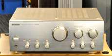 プリメインアンプ|SANSUI